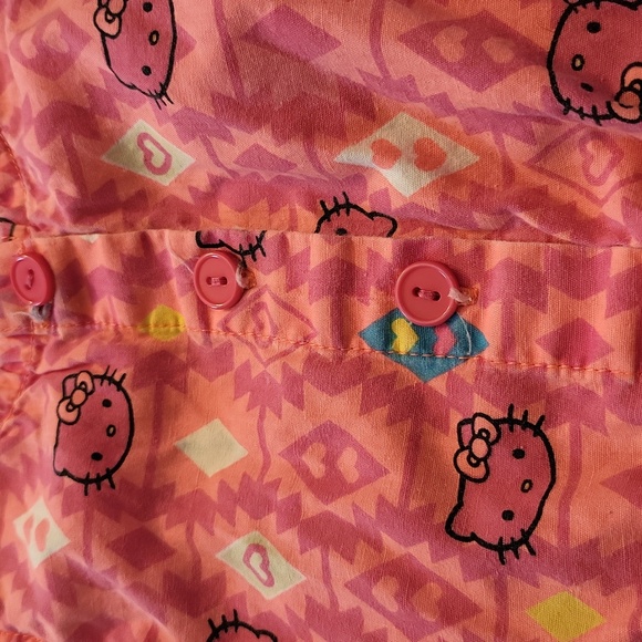 Hello Kitty pink short romper - Picture 4 of 4